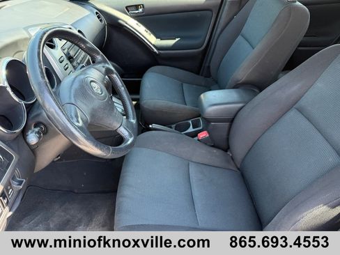 Used 2007 Toyota Matrix XR image 12