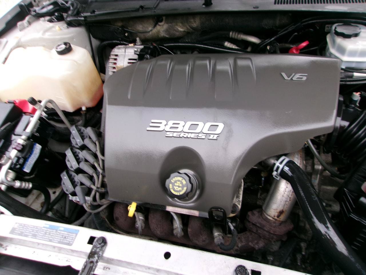 Used 2001 Buick Le Sabre Limited w/ Driver Confidence Pkg FWD image 3