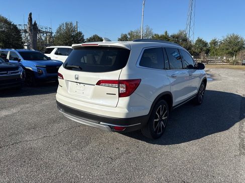 Used 2019 Honda Pilot Touring image 4