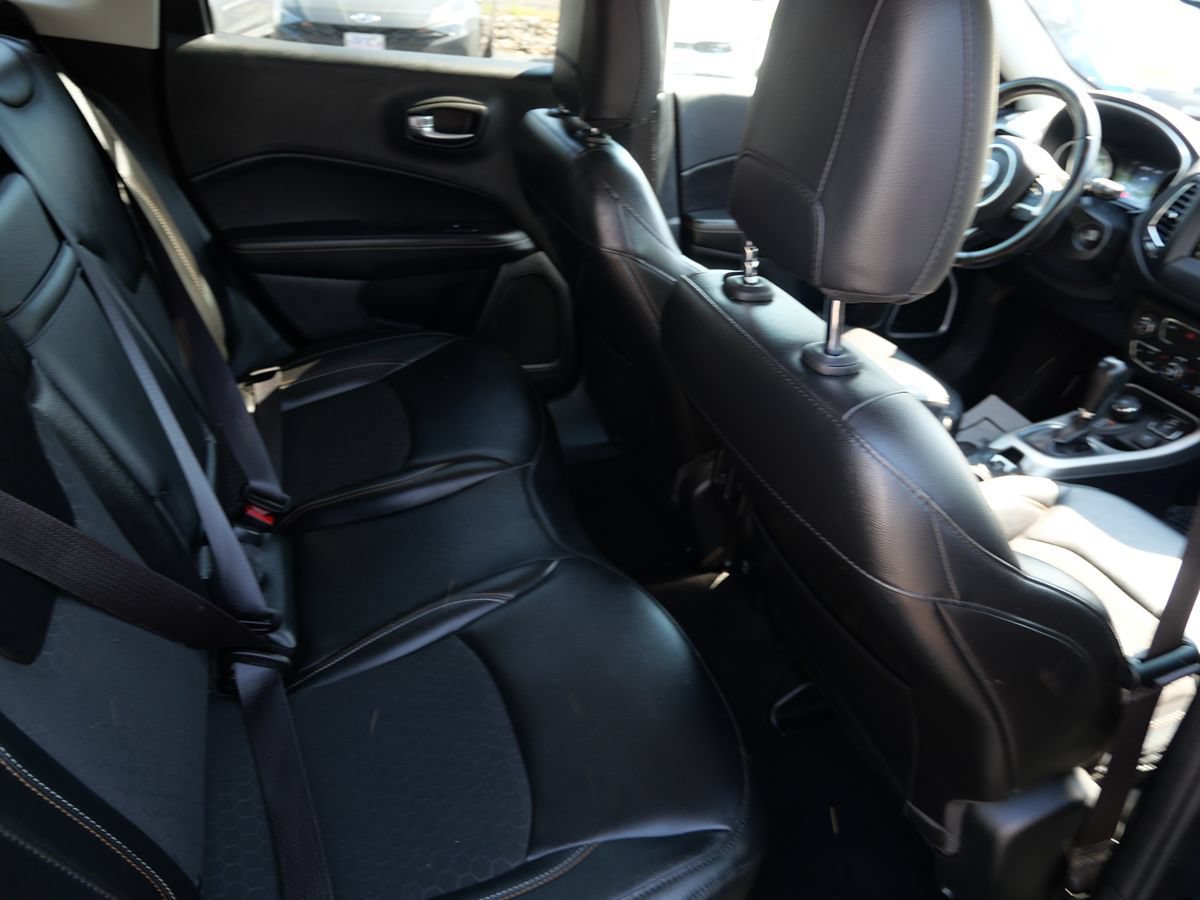Used 2020 Jeep Compass Latitude AWD/4WD image 23