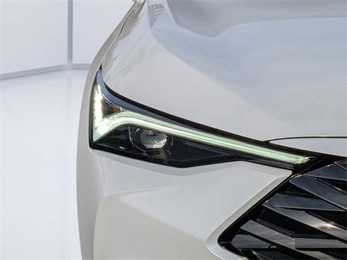 Certified 2025 Acura ADX A-Spec image 9