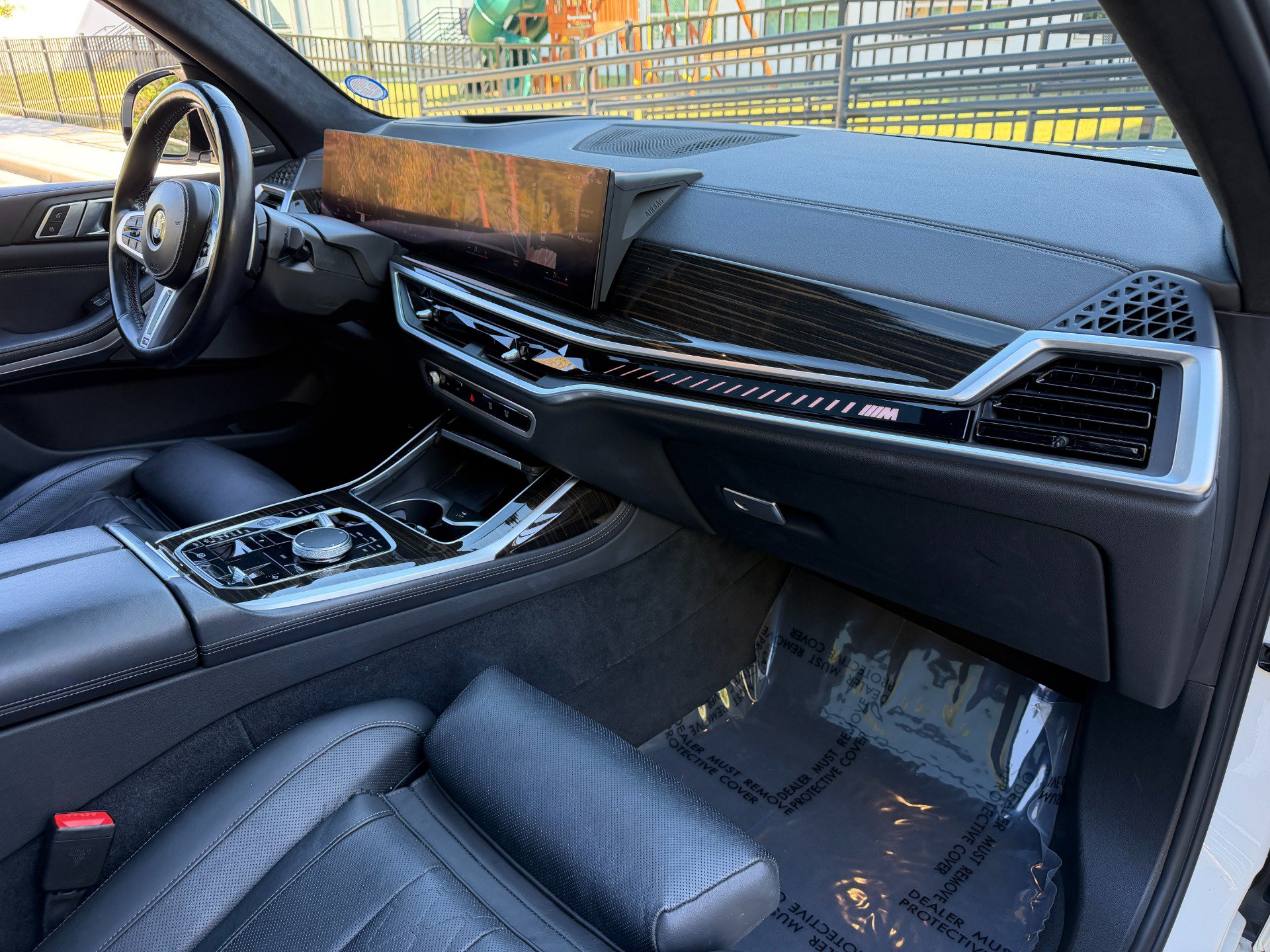 Used 2023 BMW X7 M60i AWD/4WD image 68