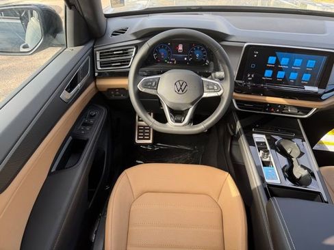 New 2026 Volkswagen Atlas Cross Sport SEL R-Line AWD/4WD image 11