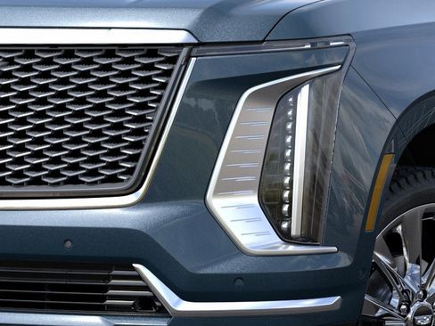 New 2026 Cadillac Escalade Platinum Luxury w/ LPO, Radiant Package AWD/4WD image 10