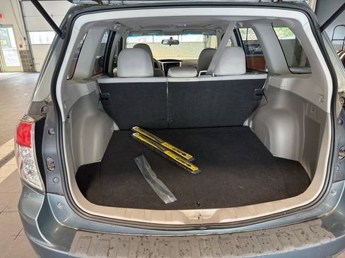 Used 2013 Subaru Forester 2.5X Premium AWD/4WD image 12