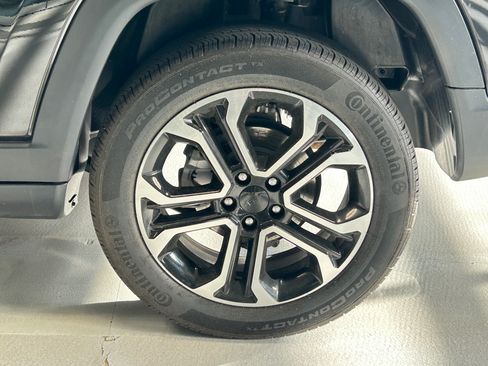 Certified 2022 Jeep Compass Limited AWD/4WD image 35