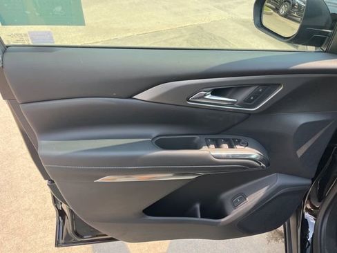 New 2026 Chevrolet Traverse LT w/ Driver Confidence Package image 14