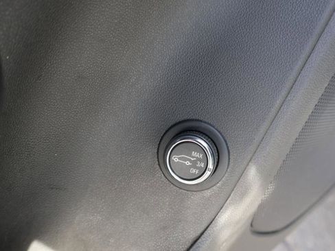 Used 2019 Chevrolet Blazer RS image 13