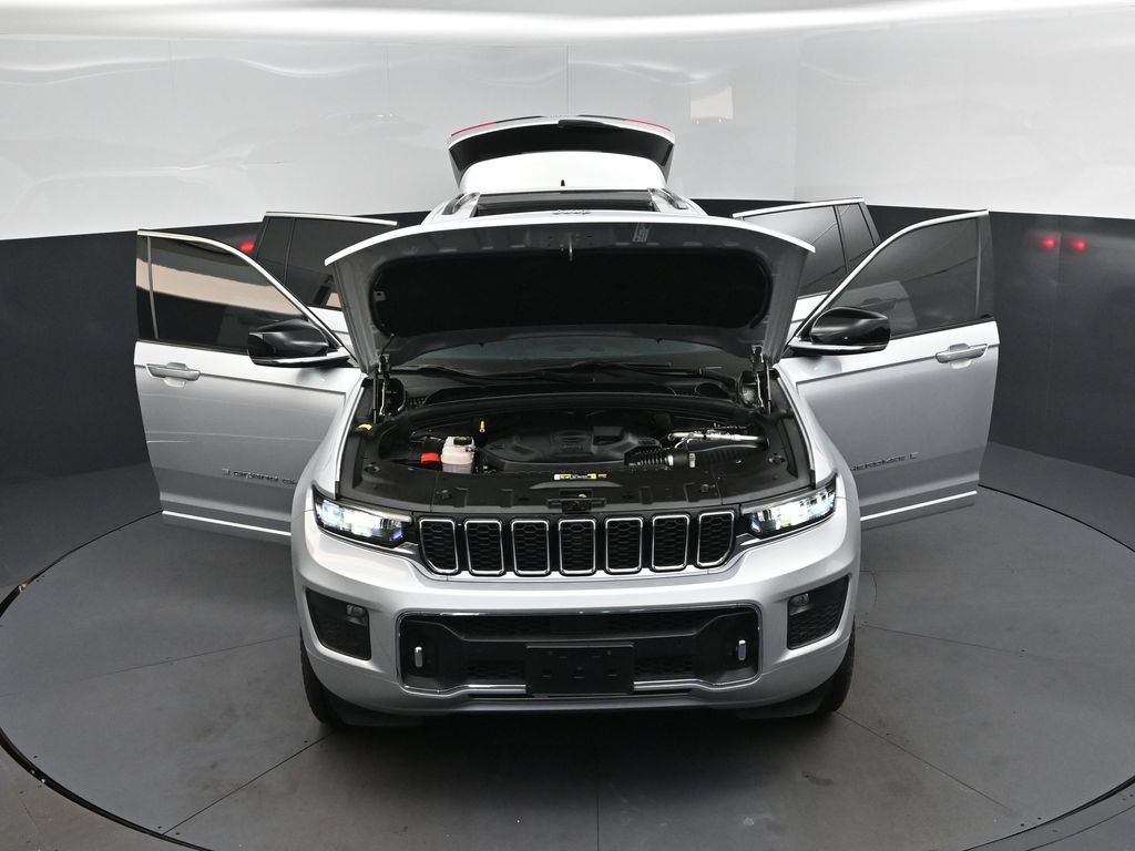Used 2023 Jeep Grand Cherokee Overland RWD image 52
