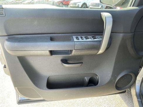 Used 2007 Chevrolet Silverado 1500 LT w/ 1LT Convenience Package image 15