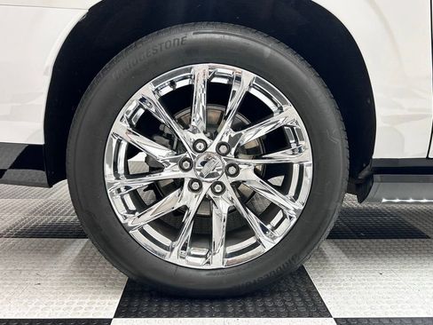 Used 2023 Cadillac Escalade ESV Premium Luxury Platinum w/ LPO, Radiant Package AWD/4WD image 8