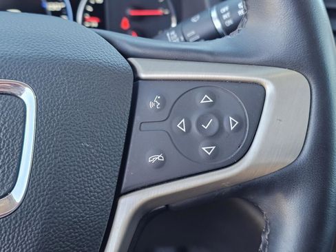 Used 2023 GMC Acadia Denali w/ Denali Technology Package image 21