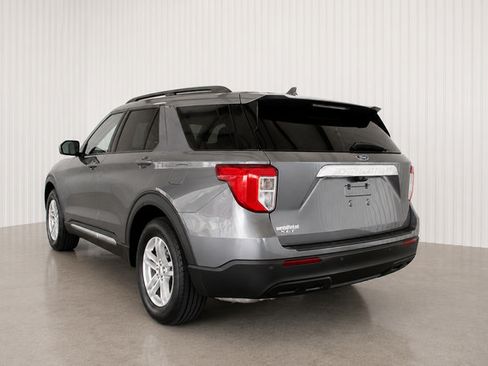 Used 2023 Ford Explorer XLT RWD image 6