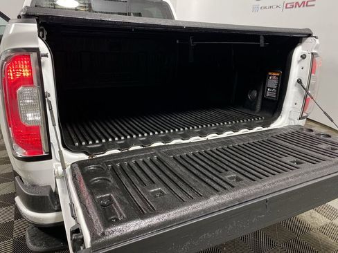 Used 2022 GMC Canyon Elevation w/ Elevation Premium Package image 22