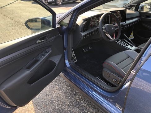 New 2025 Volkswagen GTI SE image 10