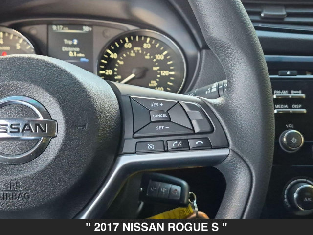 Used 2017 Nissan Rogue S AWD/4WD image 19