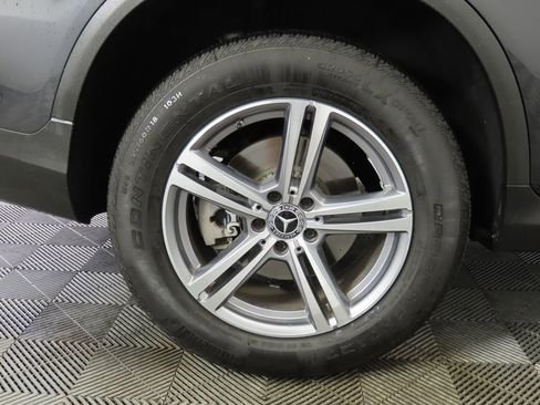 Certified 2022 Mercedes-Benz GLC 300 image 32