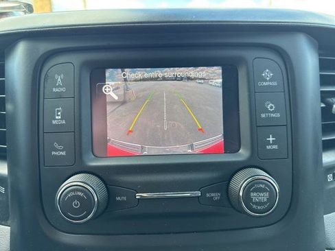 Used 2021 RAM 1500 Big Horn image 15