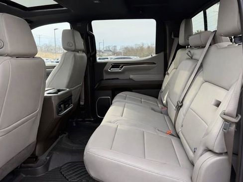 Used 2024 Chevrolet Silverado 1500 RST image 15