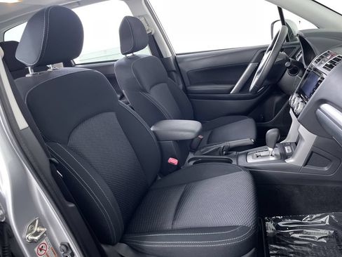 Used 2018 Subaru Forester 2.5i Premium AWD/4WD image 24