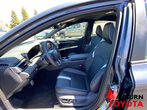 New 2026 Toyota Camry SE w/ Convenience Package FWD image 24