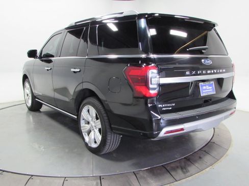 Certified 2024 Ford Expedition Platinum AWD/4WD image 5