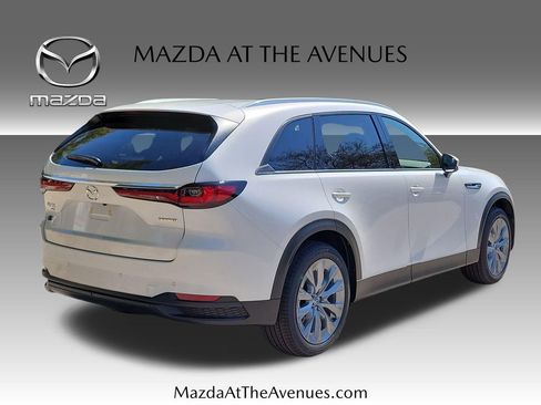 New 2026 MAZDA CX-90 3.3 Turbo w/ Preferred Package AWD/4WD image 5