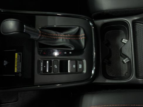 Used 2025 Honda CR-V Sport-L image 18