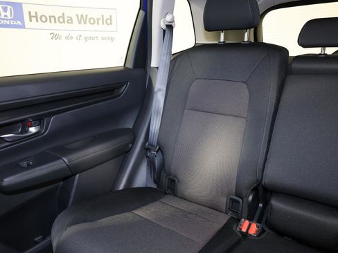 Used 2025 Honda CR-V LX image 10