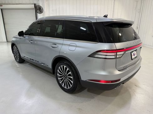Used 2023 Lincoln Aviator Reserve image 26