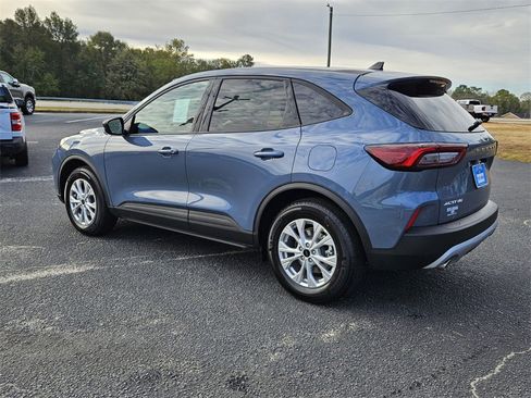 New 2026 Ford Escape Active w/ Cold Weather Package image 9