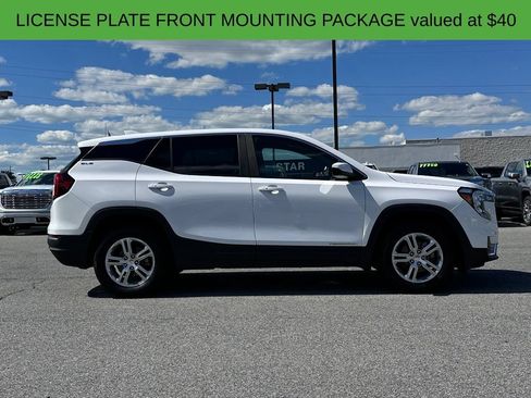 Used 2023 GMC Terrain SLE AWD/4WD image 3