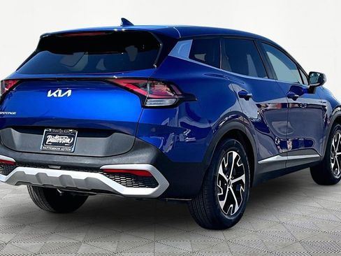 Used 2023 Kia Sportage EX FWD image 3