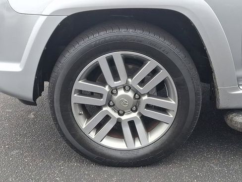 Used 2012 Toyota 4Runner Limited image 8