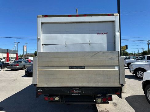 Used 2003 Chevrolet Express 3500 image 4