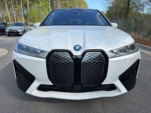 Used 2023 BMW iX xDrive50 w/ Premium Package image 2