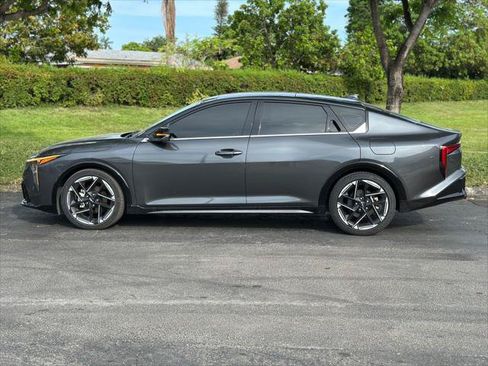 Used 2025 Kia K4 GT-Line w/ GT-Line Premium Package FWD image 4
