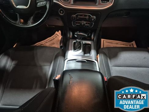 Used 2022 Dodge Charger SXT RWD image 39