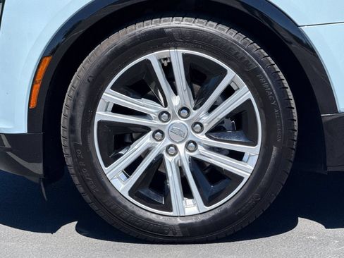 Used 2024 Cadillac Lyriq Tech RWD image 15