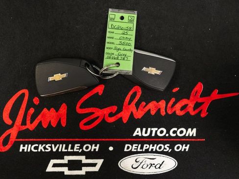 Used 2025 Chevrolet Silverado 3500 High Country w/ High Country Premium Package AWD/4WD image 44