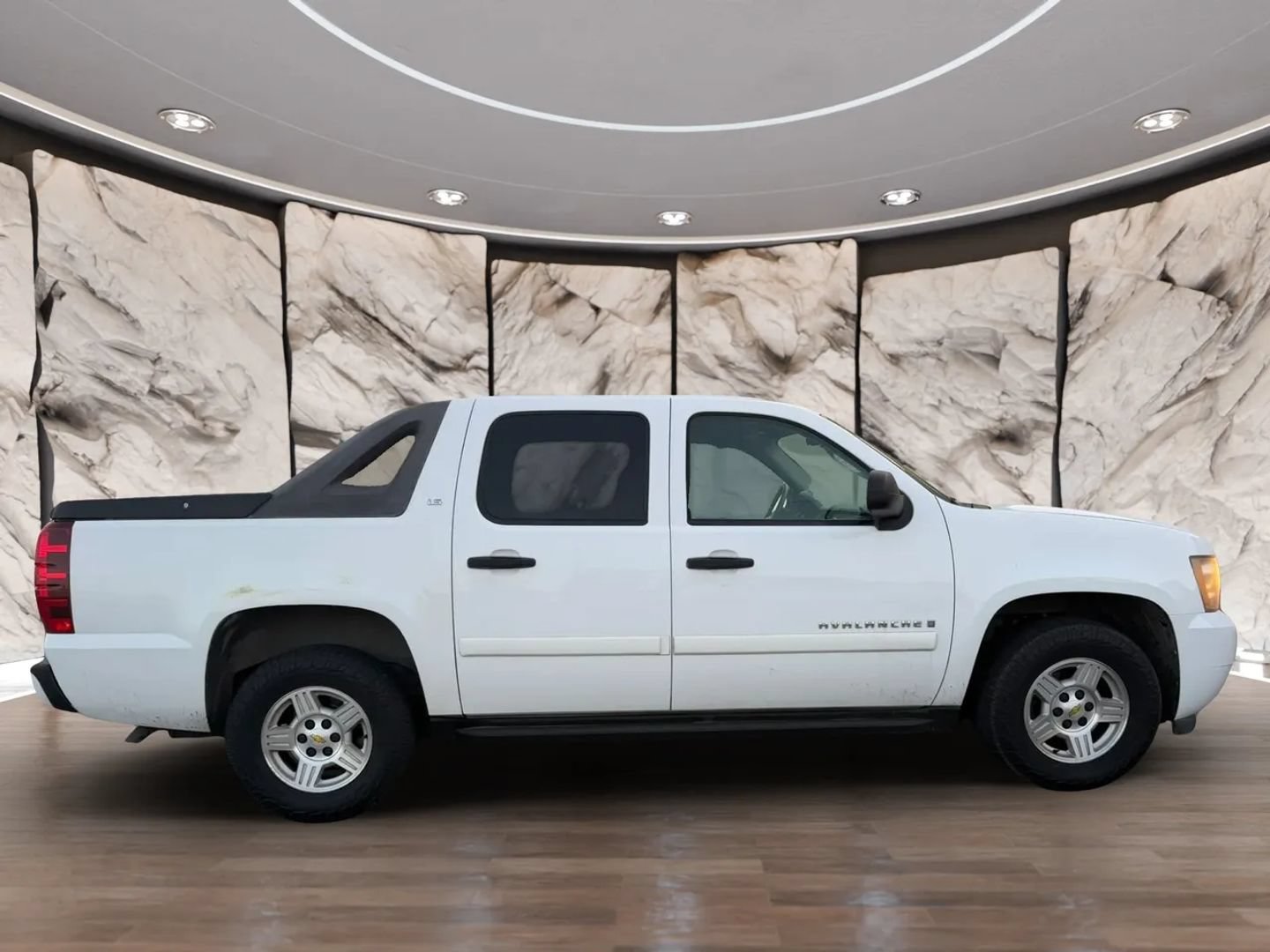 Used 2008 Chevrolet Avalanche LS RWD image 4
