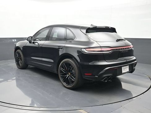 Certified 2025 Porsche Macan GTS AWD/4WD image 3