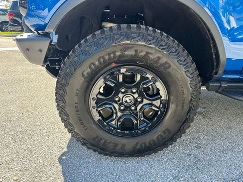Certified 2021 Ford Bronco First Edition image 32