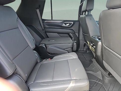 Used 2023 Chevrolet Tahoe Z71 w/ Off-Road Capability Package image 34