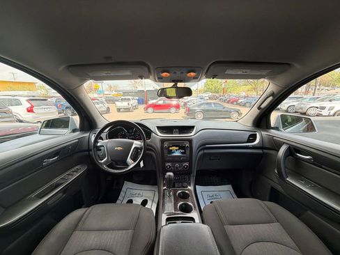 Used 2016 Chevrolet Traverse LT AWD/4WD image 18