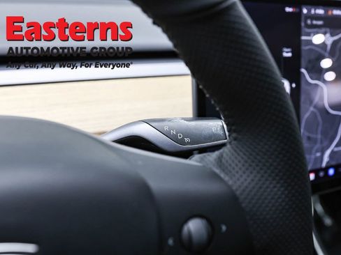 Used 2020 Tesla Model 3 Standard Range image 13