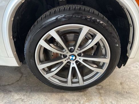 Used 2015 BMW X5 xDrive50i AWD/4WD image 36