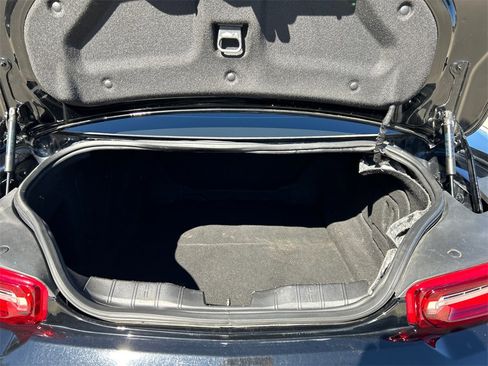 Used 2019 Chevrolet Camaro LT image 28