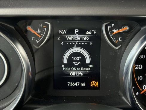 Used 2022 Jeep Gladiator Sport image 15