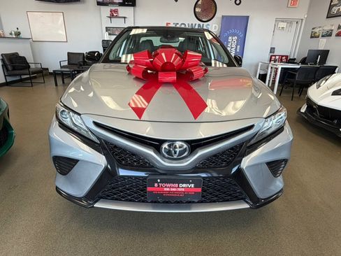Used 2019 Toyota Camry XSE w/ Navigation Package image 3